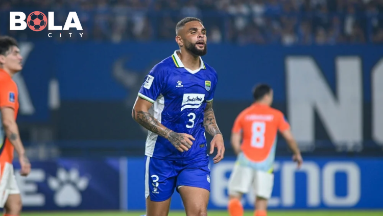 Layvin Kurzawa bermain kurang dari 20 menit bersama Persib di BRI Super League. Fakta dari bolacity.