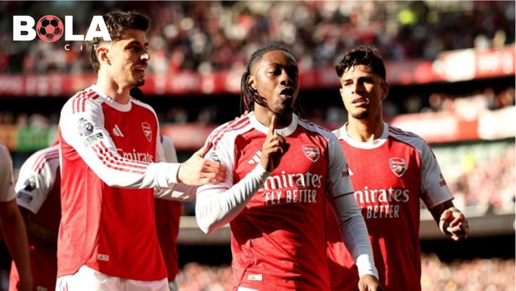 Pemain Arsenal merayakan gol kemenangan 1-0 atas Newcastle United di Premier League 2026 - analisis bolacity